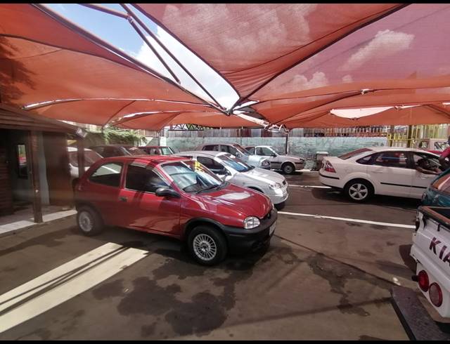 1,322M² BUSINESS FOR SALE IN BRIXTON
